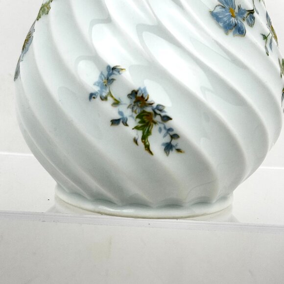 Haviland France Limoges Margaux 20 oz Torse Shaped Porcelain Pitcher Blue Gold - Picture 7 of 16